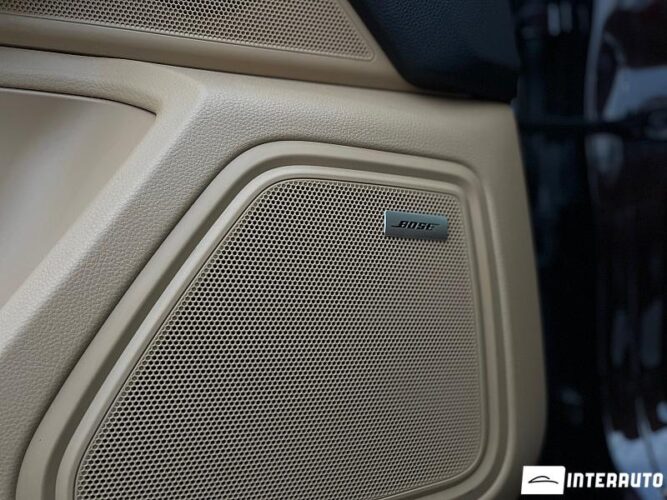 Porsche Macan S 61 interauto-car