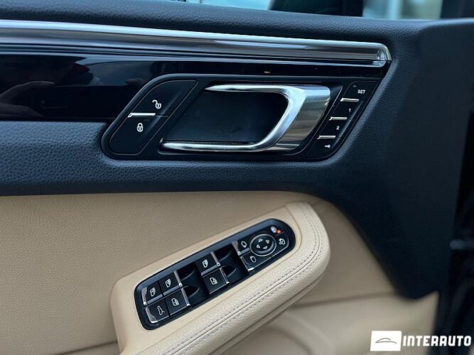 Porsche Macan S 60 interauto-car