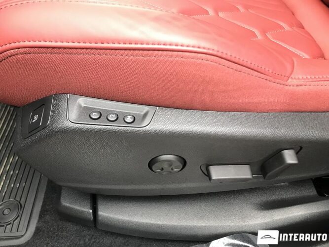 Peugeot 3008 42 interauto-car