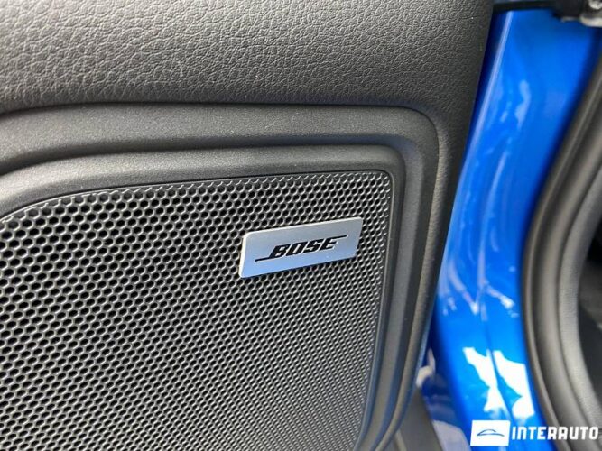 Porsche Macan 53 interauto-car