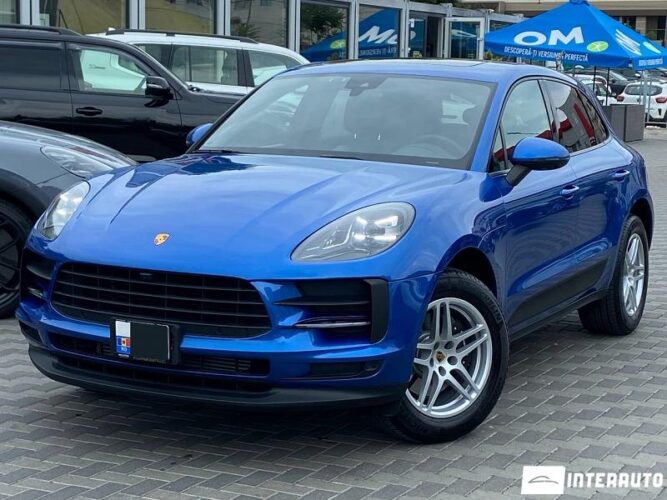 Porsche Macan 34 interauto-car