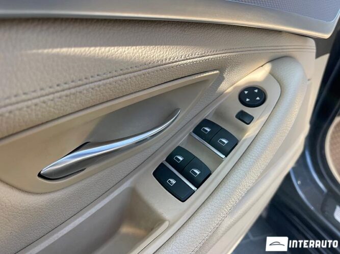BMW 525 52 interauto-car