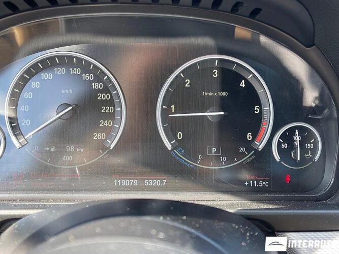 BMW 525 42 interauto-car