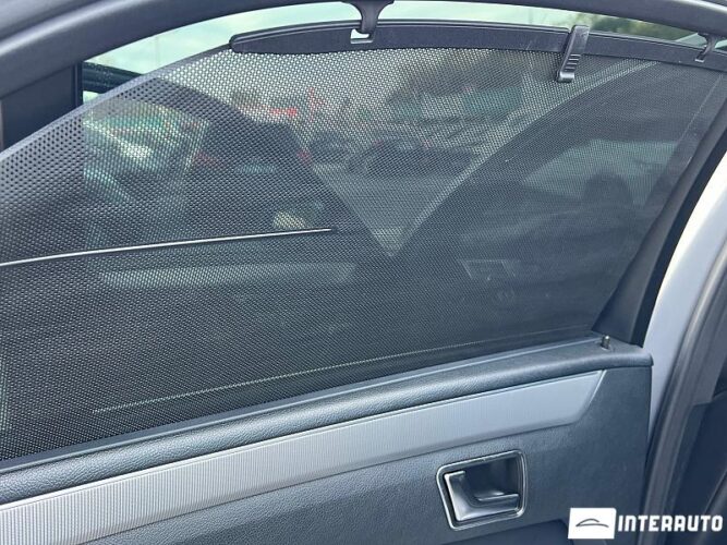 Mercedes E 200 52 interauto-car