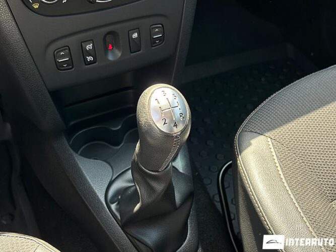 Dacia Logan MCV Stepway 39 interauto-car