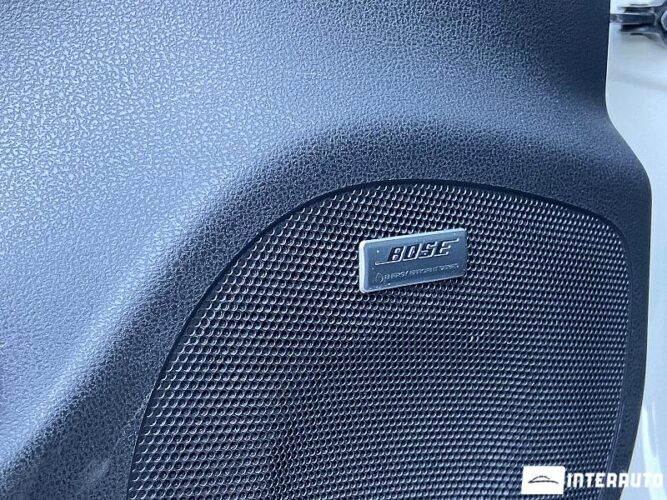 Nissan Leaf 38 interauto-car