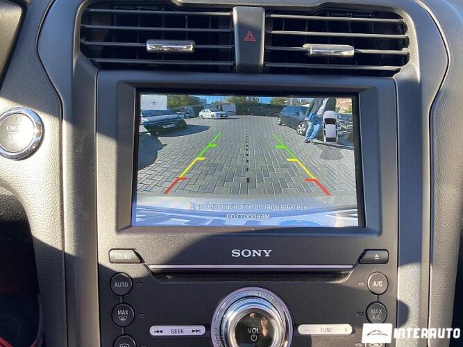 Ford Fusion 37 interauto-car