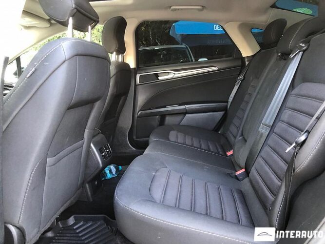 Ford Fusion 40 interauto-car
