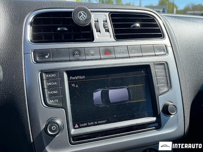 Volkswagen Polo 38 interauto-car