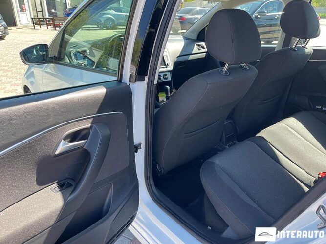 Volkswagen Polo 42 interauto-car