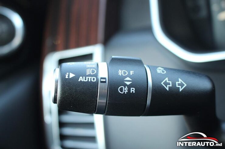 Land Rover Range Rover Vogue 60 interauto-car