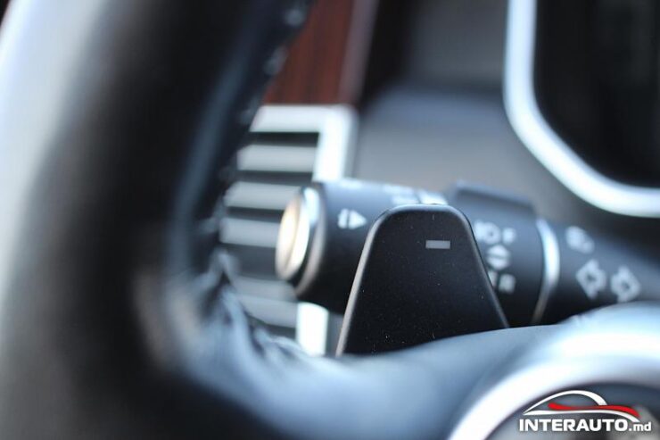 Land Rover Range Rover Vogue 58 interauto-car