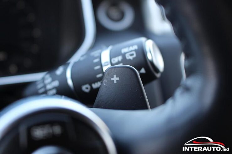 Land Rover Range Rover Vogue 59 interauto-car