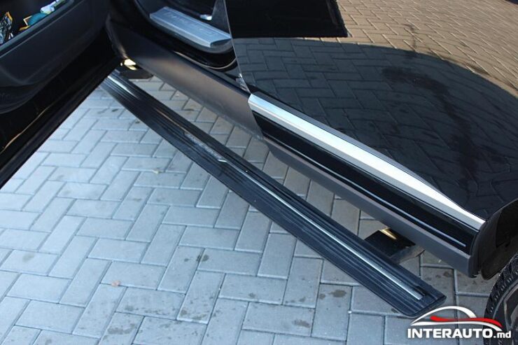 Land Rover Range Rover Vogue 53 interauto-car