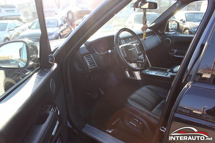 Land Rover Range Rover Vogue 51 interauto-car