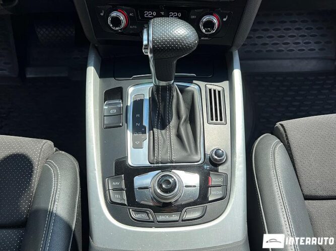 Audi Q5 45 interauto-car