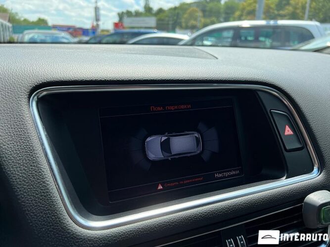 Audi Q5 43 interauto-car