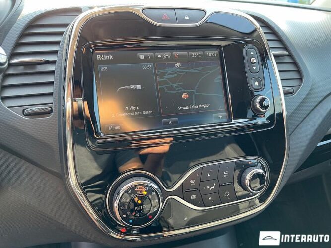 Renault Captur 36 interauto-car