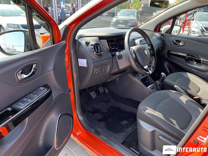 Renault Captur 32 interauto-car