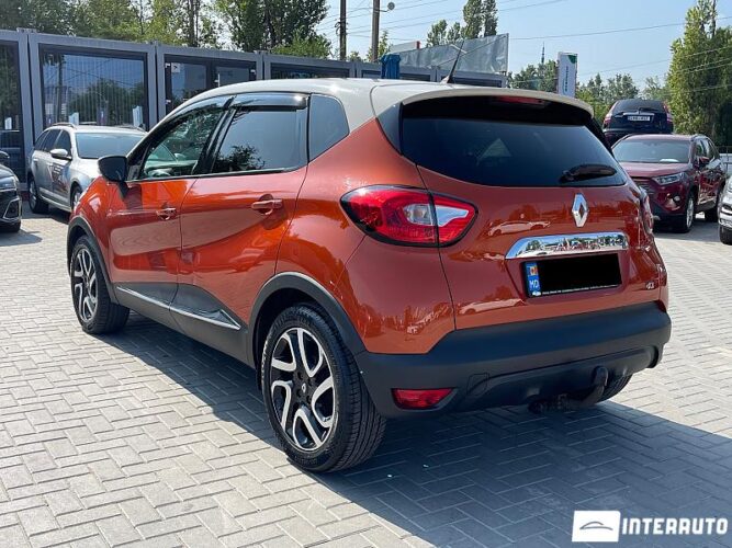 Renault Captur 30 interauto-car