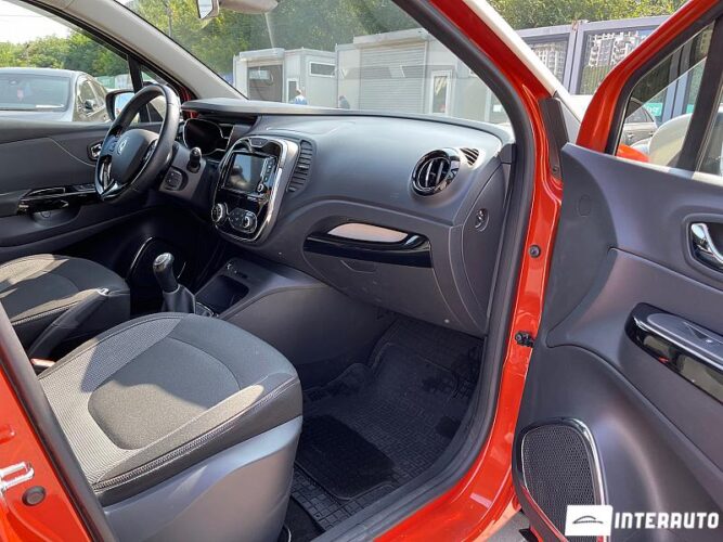 Renault Captur 38 interauto-car