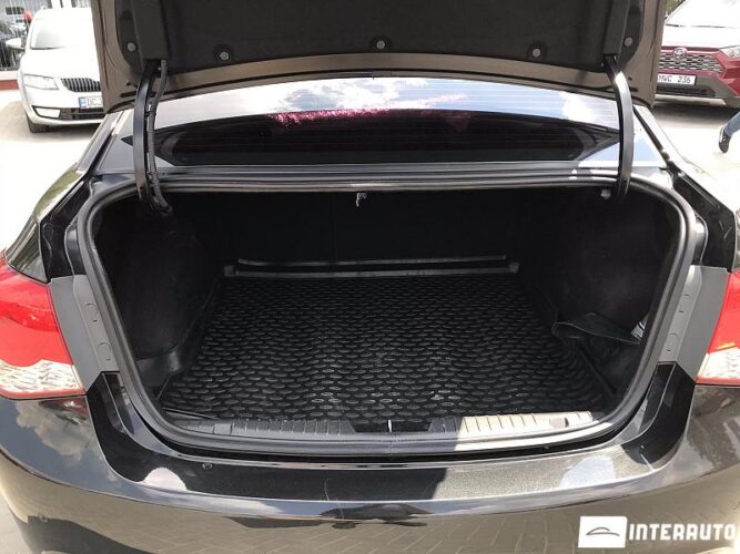 Chevrolet Cruze 43 interauto-car