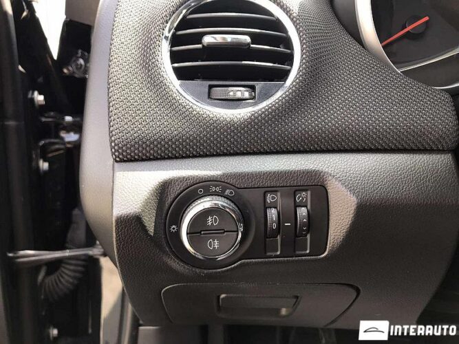 Chevrolet Cruze 37 interauto-car