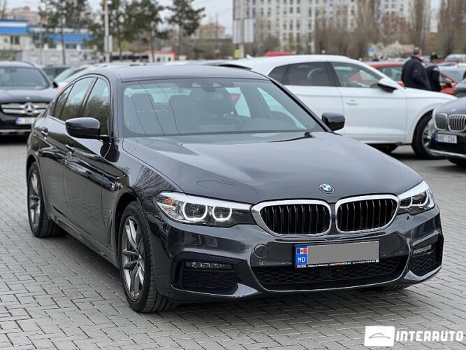 BMW 530e 35 interauto-car