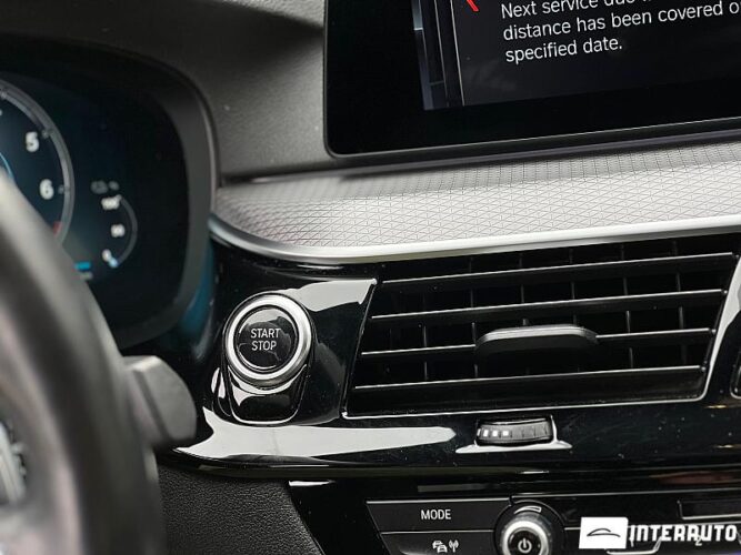 BMW 530e 46 interauto-car