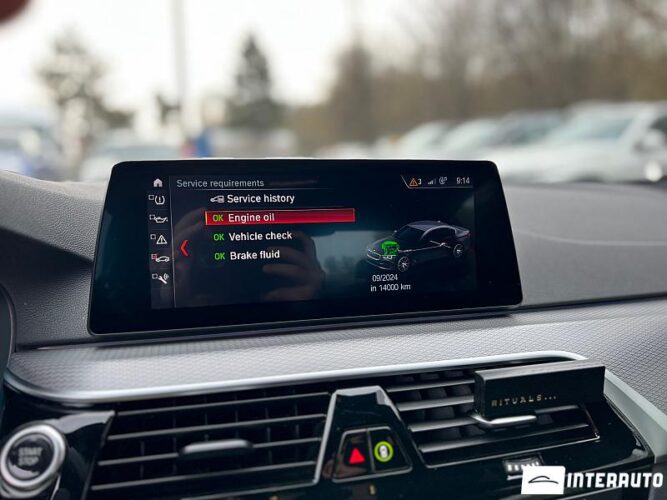 BMW 530e 50 interauto-car