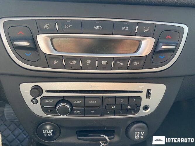 Renault Megane 33 interauto-car