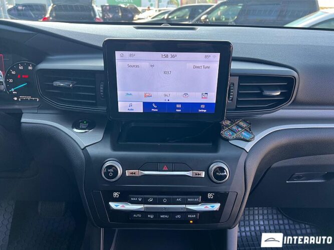 Ford Explorer 44 interauto-car