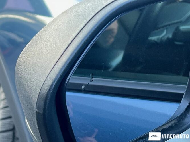 Ford Explorer 56 interauto-car