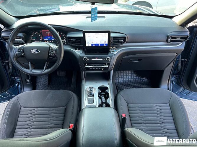 Ford Explorer 42 interauto-car