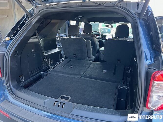 Ford Explorer 54 interauto-car