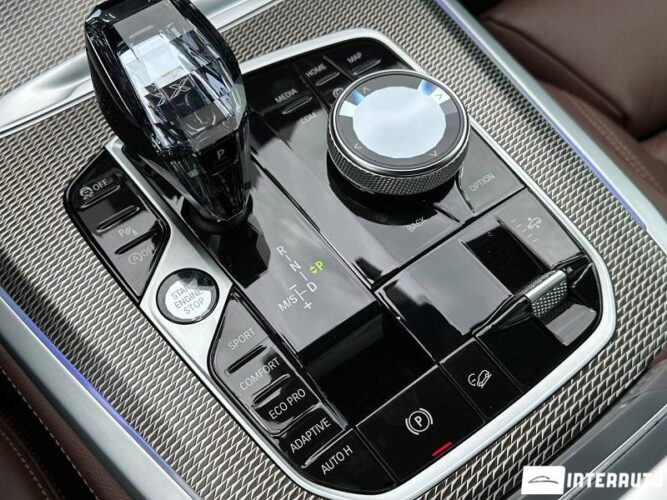 BMW X5 2.5D 50 interauto-car