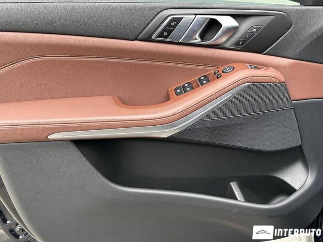 BMW X5 2.5D 39 interauto-car