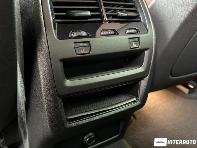 BMW X5 2.5D 55 interauto-car