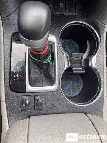 Toyota Highlander 57 interauto-car