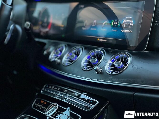 Mercedes E 220 68 interauto-car