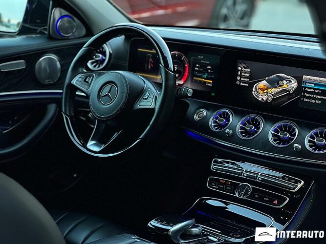 Mercedes E 220 55 interauto-car