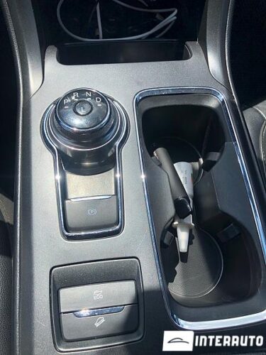 Ford Fusion 44 interauto-car