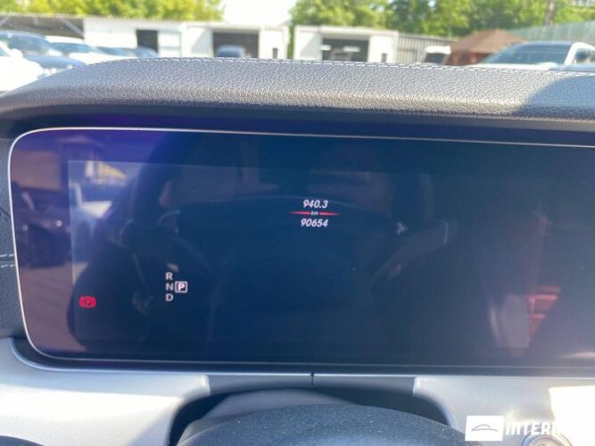 Mercedes E 300 36 interauto-car