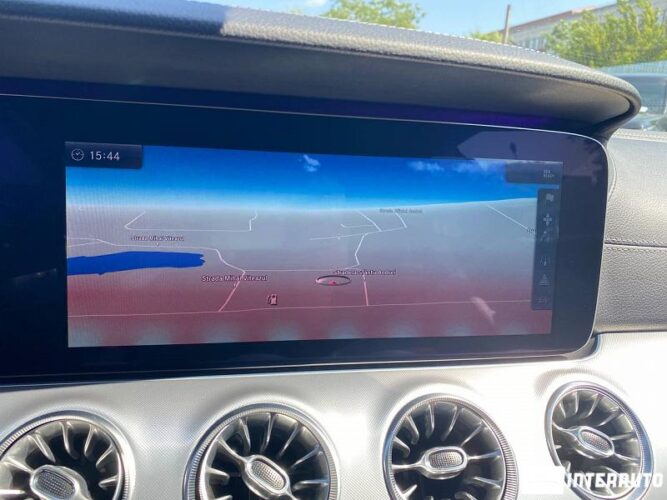 Mercedes E 300 37 interauto-car