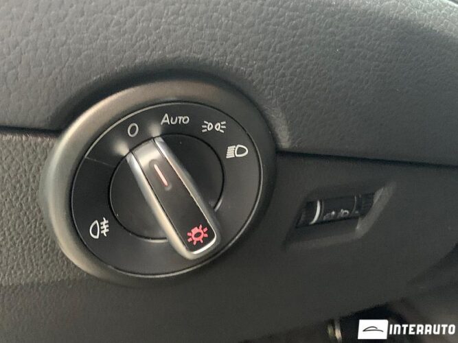 Volkswagen Multivan 43 interauto-car