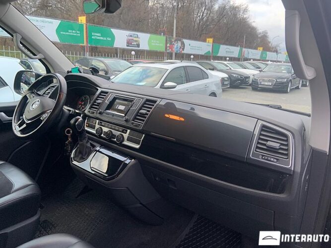 Volkswagen Multivan 36 interauto-car