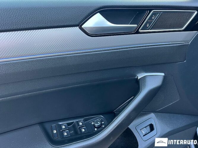 Volkswagen Arteon 43 interauto-car