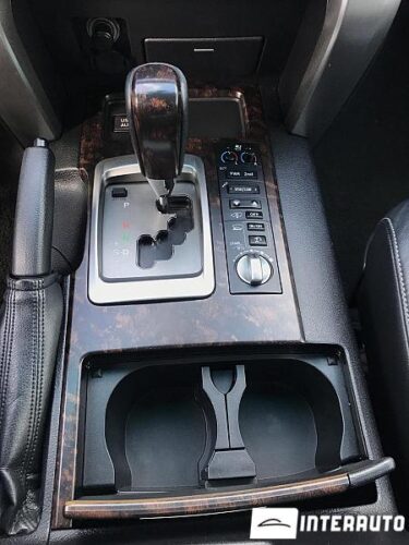 Toyota Land Cruiser 56 interauto-car