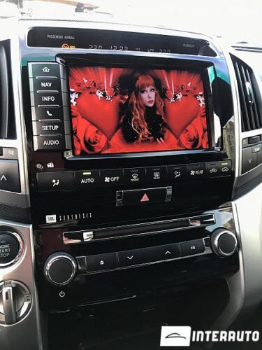 Toyota Land Cruiser 55 interauto-car