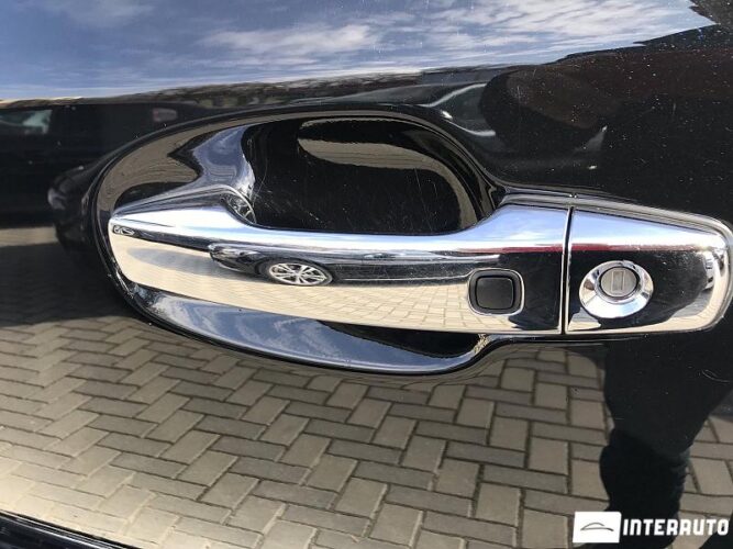 Toyota Land Cruiser 43 interauto-car